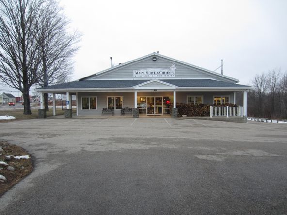 1438 Main St, Sanford, ME 04073